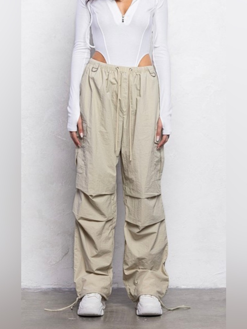 Parachute Beige Wide-Leg Utility Cargo Pants - Women please read below
